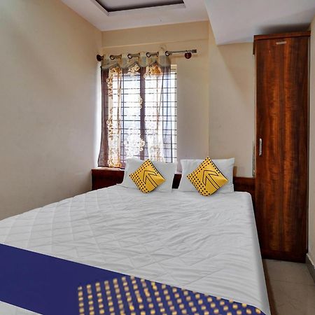 Oyo Hotel Svn Hotel And Lodging Bangalore Exteriör bild