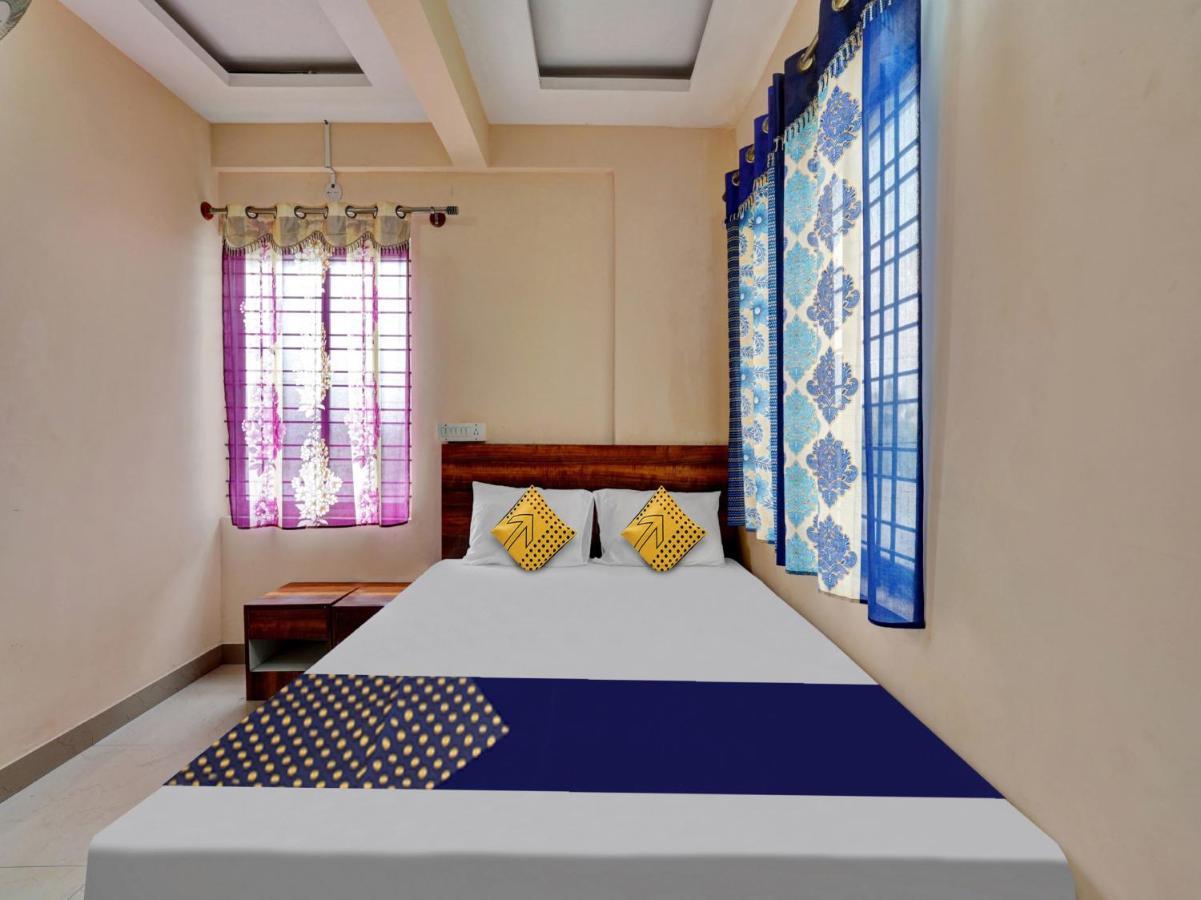 Oyo Hotel Svn Hotel And Lodging Bangalore Exteriör bild